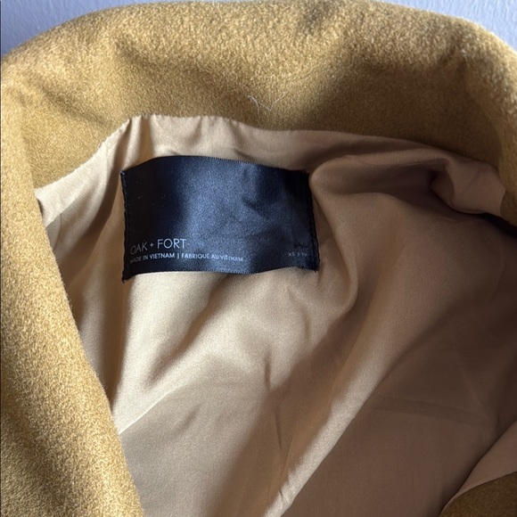 Stylish Tan Jacket - Picture 2 of 3